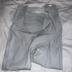 SET Active Light Gray Leggings and bra